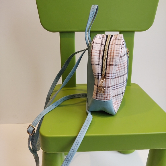 Mini Backpack - Picture 5 of 8